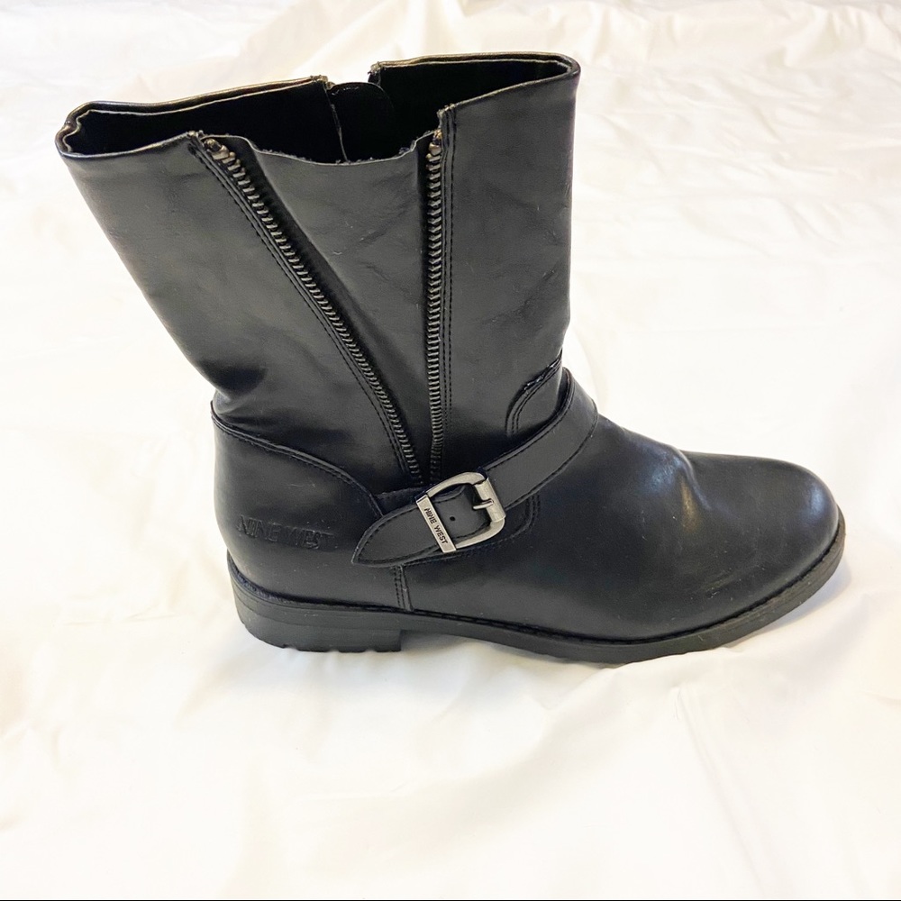 ⏳ Last Chance Nine West Girls Black Boots Size 4.5⏳